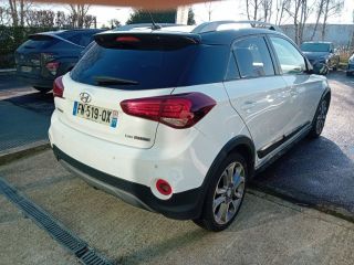77600 : Hyundai Bussy-Saint-Georges - Protea by Riester - HYUNDAI i20 ACTIVE Black Ride - i20 II - BLANC - Boîte séquentielle - Essence sans plomb
