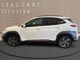 83130 : Hyundai Toulon - Autodif SAS - Groupe BALDASSARI - HYUNDAI KONA HYBRID Executive - KONA - BLANC - Automate sequentiel - Essence / Courant électrique