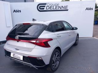30100 : Hyundai Alès - Auto Hall - HYUNDAI i20 Intuitive - i20 III - Blanc - Boîte manuelle - Essence sans plomb