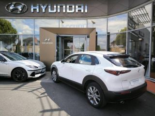 19100 : Hyundai Brive-la-Gaillarde - Garage Pouget - MAZDA CX-30 - CX-30 - Snowflake White Pearl Mica - Traction - Essence/Micro-Hybride