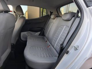 19100 : Hyundai Brive-la-Gaillarde - Garage Pouget - HYUNDAI i10 - i10 - Lumen Gray Métal - Traction - Essence