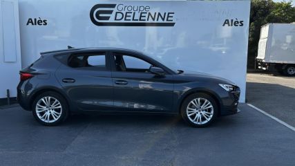 30100 : Hyundai Alès - Auto Hall - SEAT LEON Urban - LEON IV - Gris - Boîte manuelle - Essence sans plomb