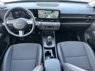 13200 : HYUNDAI Arles - Lexa Automobile - HYUNDAI KONA Creative - KONA II - Bleu - Boîte manuelle - Essence sans plomb