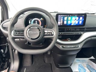 33140 : Hyundai Bordeaux Sud Villenave d'Ornon - Sipa Automobiles - FIAT 500e BERLINE MY22 SERIE 1 STEP 2 Icône Plus - 500 III ELECTRIQUE - Noir - Automate à fonct. Continu - Courant électrique