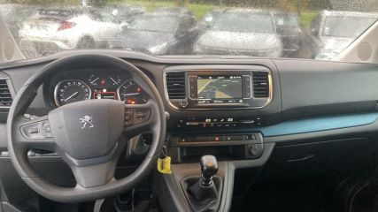 49070 : Hyundai Angers - Oceane Automobiles - PEUGEOT TRAVELLER Active - TRAVELLER - Blanc - Boîte manuelle - Diesel