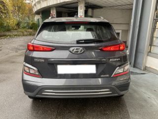 75013 : Hyundai Paris 13 - Bayard Automobiles - HYUNDAI Kona - Kona - Dark Knight Métal - Traction - Electrique