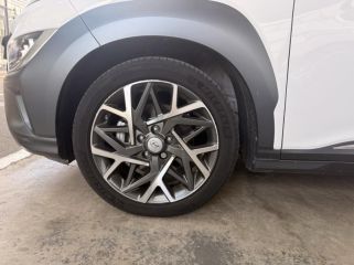 45000 : Hyundai Orléans Motors - HYUNDAI Kona - Kona - Atlas White - Traction - Hybride : Essence/Electrique