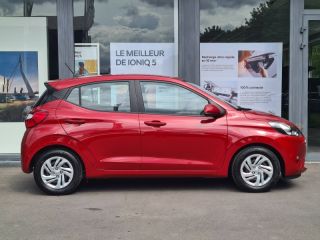 57100 : Hyundai Thionville - Théobald Automobiles - HYUNDAI i10 - i10 - Dragon Red Métal - Traction - Essence