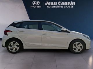 06130 : Hyundai Grasse - Garage Jean Cauvin - HYUNDAI i20 Initia - i20 III - Blanc - Boîte manuelle - Essence sans plomb