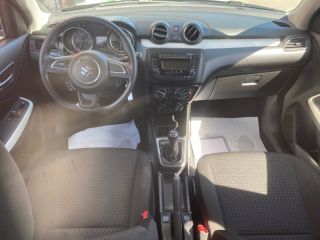 28600 : Hyundai Chartres - GCA - SUZUKI Swift - Swift - Super Black Pearl - Traction - Essence/Micro-Hybride