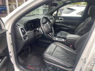 89100 : Hyundai Sens - APS - KIA Sorento - Sorento - Blanc Nacré - Transmission intégrale - Hybride rechargeable : Essence/Electrique