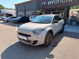 84120 : Hyundai PERTUIS - SA PEDINIELLI - FIAT 600 La Prima - 600 - Beige - Boîte automatique - Essence sans plomb