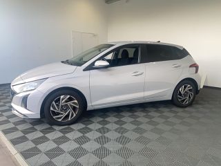 85000 : Hyundai La Roche-sur-Yon - Océane Auto - HYUNDAI i20 Intuitive - i20 III - Gris - Automate sequentiel - Essence sans plomb