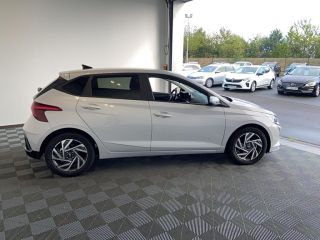 85000 : Hyundai La Roche-sur-Yon - Océane Auto - HYUNDAI i20 Intuitive - i20 III - Gris - Automate sequentiel - Essence sans plomb