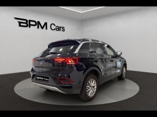 92130 : Hyundai ISSY-LES-MOULINEAUX - BPM Cars - VOLKSWAGEN T-Roc - T-Roc - Noir Intense nacrée - Traction - Essence