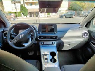 75013 : Hyundai Paris 13 - Bayard Automobiles - HYUNDAI Kona - Kona - Phantom Black Métal - Traction - Electrique