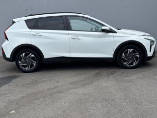 56600 : Hyundai Lorient - Auto Océane - HYUNDAI Bayon - Bayon - Blanc - Traction - Essence/Micro-Hybride