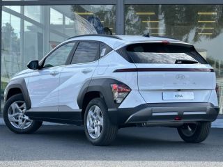57200 : Hyundai Sarreguemines - Theobald Automobiles - HYUNDAI Kona - Kona - Atlas White - Traction - Essence