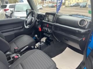 89100 : Hyundai Sens - APS - SUZUKI Jimny - Jimny - BRISK BLUE TOIT BLACK CZW - Intégrale - Essence