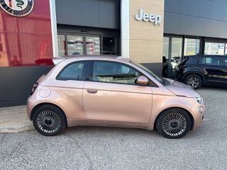 04100 : Hyundai Manosque - Pedinielli - FIAT 500e BERLINE MY22 SERIE 1 STEP 2 Icône - 500 III - ROSE GOLD - Automate à fonct. Continu - Courant électrique