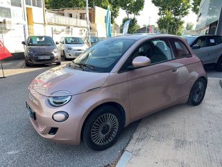 04100 : Hyundai Manosque - Pedinielli - FIAT 500e BERLINE MY22 SERIE 1 STEP 2 Icône - 500 III - ROSE GOLD - Automate à fonct. Continu - Courant électrique