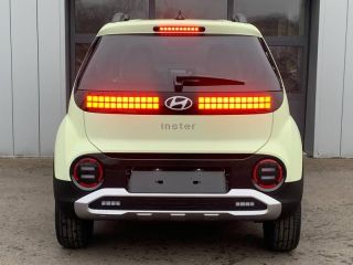 57685 : Hyundai Metz - Theobald Automobiles - HYUNDAI Inster - Inster - Buttercream Yellow métal perlé - Traction - Electrique