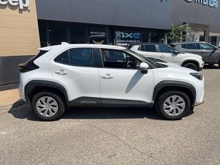 84120 : Hyundai PERTUIS - SA PEDINIELLI - TOYOTA YARIS CROSS HYBRIDE Dynamic - YARIS CROSS - Blanc - Automate à fonct. Continu - Essence / Courant électrique