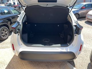 84120 : Hyundai PERTUIS - SA PEDINIELLI - TOYOTA YARIS CROSS HYBRIDE Dynamic - YARIS CROSS - Blanc - Automate à fonct. Continu - Essence / Courant électrique
