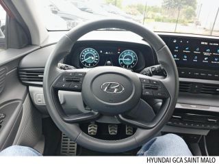 35400 : Hyundai Saint-Malo - GCA - HYUNDAI Bayon - Bayon - Dragon red / phantom black - Traction - Essence/Micro-Hybride