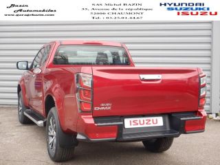 52000 : Hyundai Chaumont - Garage Michel Bazin - ISUZU D-Max - D-Max - Red Spinel Mica métal - Transmission intégrale enclenc - Diesel
