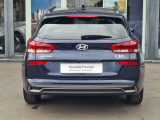 57100 : Hyundai Thionville - Théobald Automobiles - HYUNDAI i30 SW - i30 SW - Sailing Blue métal - Traction - Essence