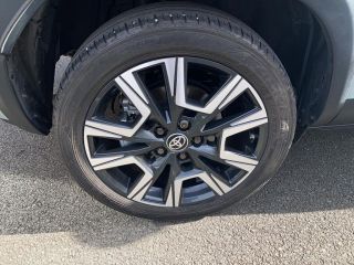 49070 : Hyundai Angers - Oceane Automobiles - TOYOTA YARIS CROSS HYBRIDE Premiere - YARIS CROSS - Gris - Automate à fonct. Continu - Essence / Courant électrique