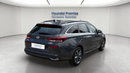 33110 : Hyundai Bordeaux Nord Le Bouscat - Sipa Automobiles - HYUNDAI i30 SW Creative - i30 III - Noir - Boîte séquentielle - Essence sans plomb