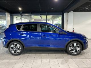 57200 : Hyundai Sarreguemines - Theobald Automobiles - HYUNDAI Bayon - Bayon - Intense Blue Métal - Traction - Essence/Micro-Hybride
