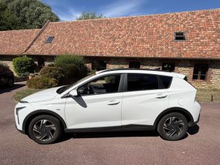 62360 : Hyundai Boulogne-sur-Mer - Garage Du Château - HYUNDAI BAYON Intuitive - BAYON - Blanc - Automate sequentiel - Essence sans plomb