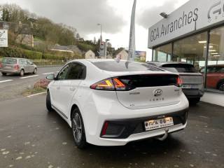 50300 : Hyundai Avranches - GCA - HYUNDAI Ioniq - Ioniq - Polar White - Traction - Hybride rechargeable : Essence/Electrique