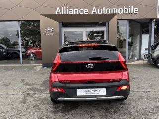 28600 : Hyundai Chartres - Alliance Automobile - HYUNDAI Bayon - Bayon - Dragon Red Métal/Toit/rétros Black - Traction - Essence/Micro-Hybride
