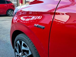 78000 : Hyundai Versailles - SOCOHY - HYUNDAI i10 - i10 - Dragon Red Métal - Traction - Essence