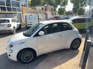 04100 : Hyundai Manosque - Pedinielli - FIAT 500e BERLINE MY22 SERIE 1 STEP 2 Icône - 500 III ELECTRIQUE - Blanc - Automate à fonct. Continu - Courant électrique
