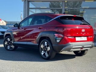 57200 : Hyundai Sarreguemines - Theobald Automobiles - HYUNDAI Kona - Kona - Ultimate Red métallisé - Traction - Hybride : Essence/Electrique