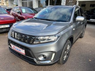 89100 : Hyundai Sens - APS - SUZUKI Vitara - Vitara - Galactic Gray métallisé - Traction - Essence/Micro-Hybride