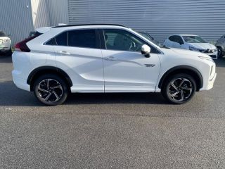 29200 : Hyundai Brest - Iroise Automobiles - MITSUBISHI Eclipse Cross - Eclipse Cross - Blanc - Transmission intégrale - Hybride rechargeable : Essence/Electrique