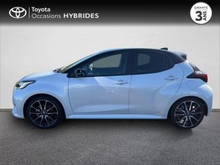 50000 : Hyundai Saint-Lô - GCA - TOYOTA Yaris - Yaris - Bi ton blanc lunaire   noir - Traction - Hybride : Essence/Electrique