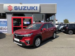28600 : Hyundai Chartres - Alliance Automobile - SUZUKI S-Cross - S-Cross - Energetic Red Pearl métallisé - Transmission intégrale - Essence/Micro-Hybride