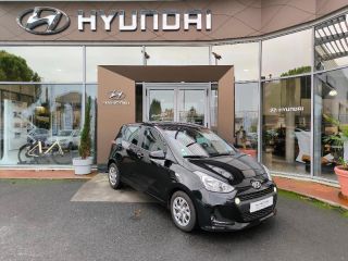 19100 : Hyundai Brive-la-Gaillarde - Garage Pouget - HYUNDAI i10 - i10 - Noir Métal - Traction - Essence