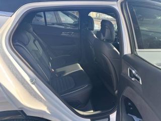 89100 : Hyundai Sens - APS - KIA Sportage - Sportage - Blanc Sensation nacré/Toit noir - Intégrale - Hybride rechargeable : Essence/Electrique