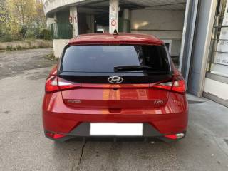 75013 : Hyundai Paris 13 - Bayard Automobiles - HYUNDAI i20 - i20 - Dragon red - Traction - Essence/Micro-Hybride