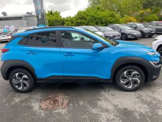 33140 : Hyundai Bordeaux Sud Villenave d&#039;Ornon - Sipa Automobiles - HYUNDAI KONA HYBRID Intuitive - KONA - BLEU - Automate sequentiel - Essence / Courant électrique