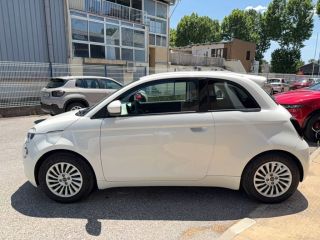 04100 : Hyundai Manosque - Pedinielli - FIAT 500e BERLINE Nouvelle 500 - 500 III ELECTRIQUE - Blanc - Automate à fonct. Continu - Courant électrique