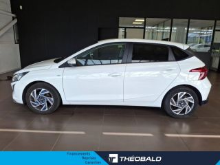 57200 : Hyundai Sarreguemines - Theobald Automobiles - HYUNDAI i20 - i20 - Polar White - Traction - Essence/Micro-Hybride